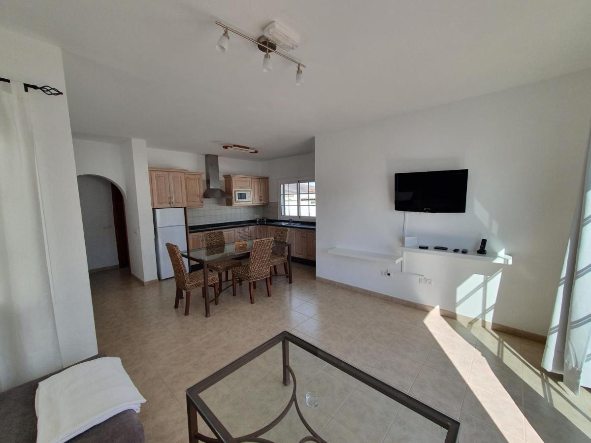 Apartamentos Graciosamar Caleta de Sebo Bagian luar foto