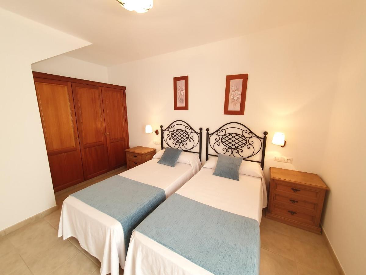 Apartamentos Graciosamar Caleta de Sebo Bagian luar foto